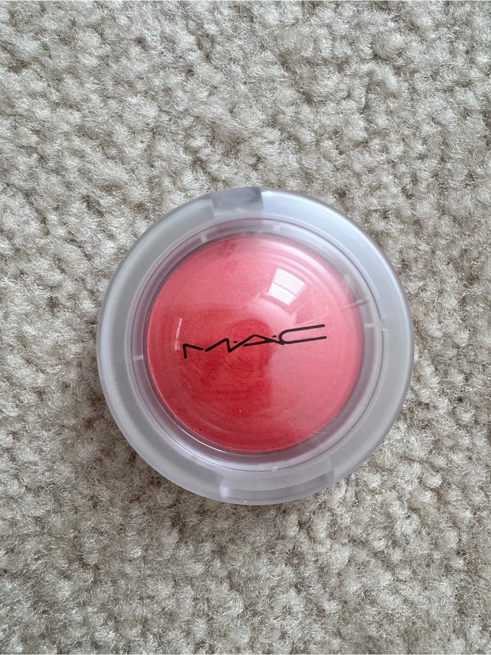 Mac Cosmetics Glow Play Cushiony Blush That’s Peachy